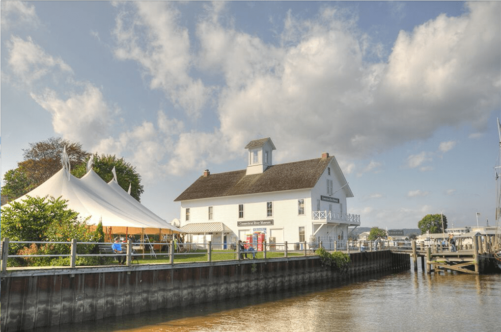 Essex connecticut dock cobblestone court website